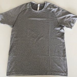 Lululemon Men’s Metal Vent Tech Short Sleeve